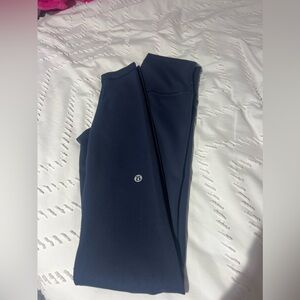 Wunder train size 4 28” navy leggings